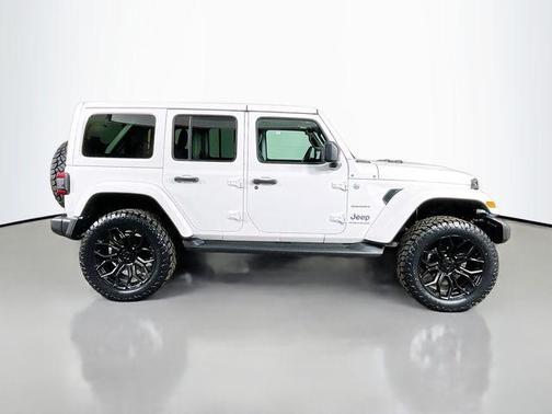 Bright White Clearcoat 2024 Jeep Wrangler 4xe Sahara