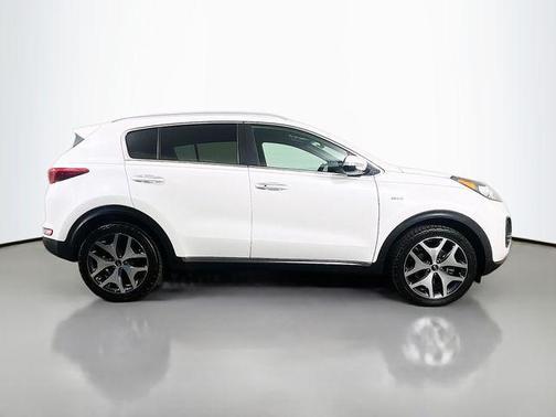 Snow White Pearl 2017 Kia Sportage SX Turbo