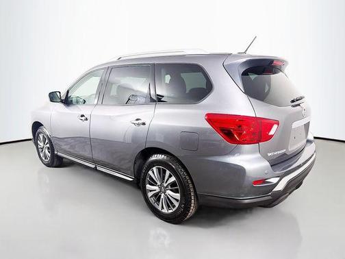 Gun Metallic 2018 Nissan Pathfinder SV