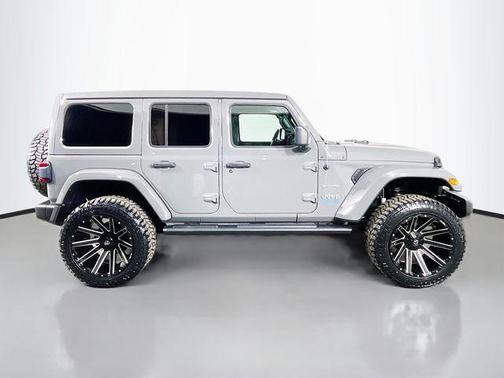 2022 Jeep Wrangler Unlimited 4xe Sahara