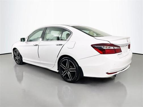 2017 Honda Accord Touring