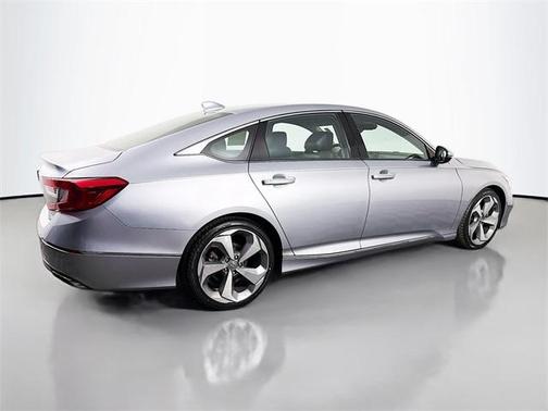 2019 Honda Accord Touring 2.0T