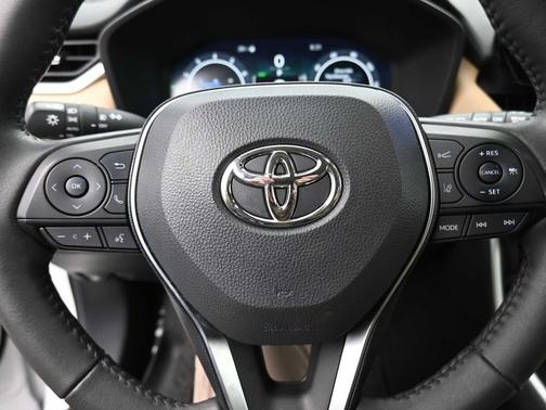 2023 Toyota RAV4 Limited
