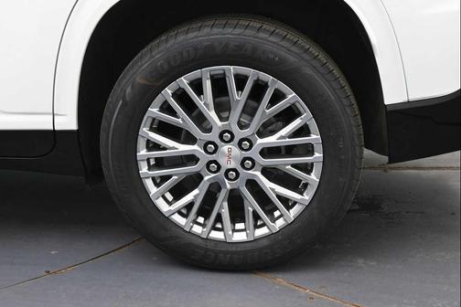 Summit White 2024 GMC Acadia Denali