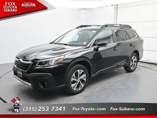 Crystal Black Silica 2022 Subaru Outback Limited