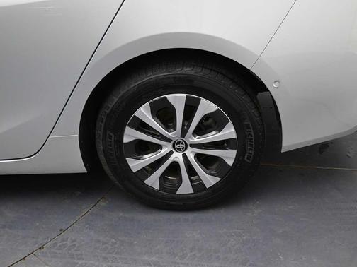 2021 Toyota Prius XLE
