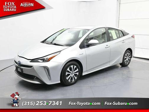 2021 Toyota Prius XLE