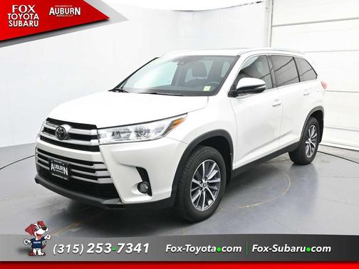 Blizzard Pearl 2019 Toyota Highlander XLE
