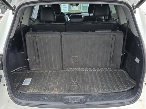 Blizzard Pearl 2019 Toyota Highlander XLE