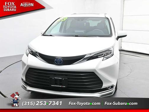 2023 Toyota Sienna XLE 7 Passenger
