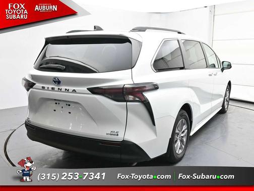 2023 Toyota Sienna XLE 7 Passenger
