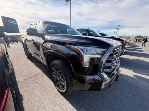 Midnight Black Metallic 2024 Toyota Tundra Platinum