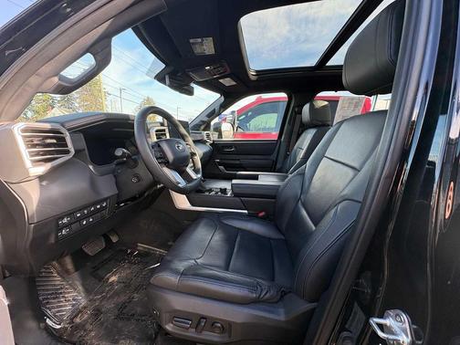 Midnight Black Metallic 2024 Toyota Tundra Platinum