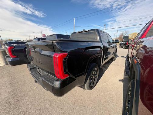 Midnight Black Metallic 2024 Toyota Tundra Platinum