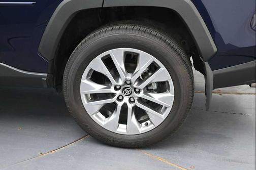 Blueprint 2025 Toyota RAV4 XLE Premium