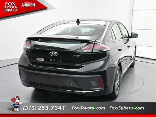 2021 Hyundai IONIQ Plug-In Hybrid Limited