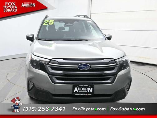 2025 Subaru Forester Premium