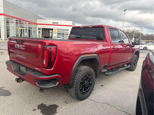 Cayenne Red Tintcoat 2022 GMC Sierra 2500 AT4