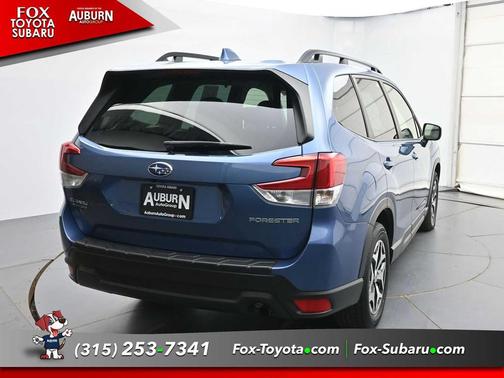 Horizon Blue Pearl 2023 Subaru Forester Premium
