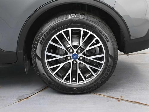 CARBONIZED GRAY 2022 Ford Escape SEL