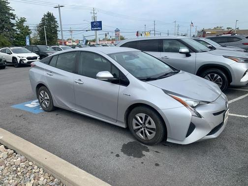 2017 Toyota Prius Four