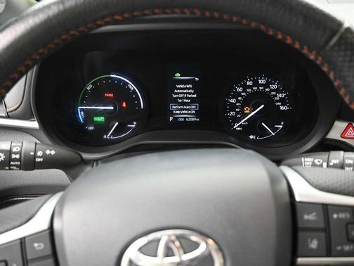 2021 Toyota Sienna XSE 7 Passenger