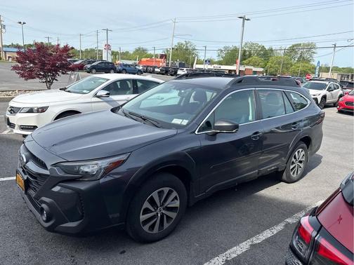 Magnetite Gray Metallic 2024 Subaru Outback Base