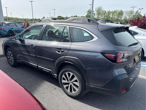 Magnetite Gray Metallic 2024 Subaru Outback Base