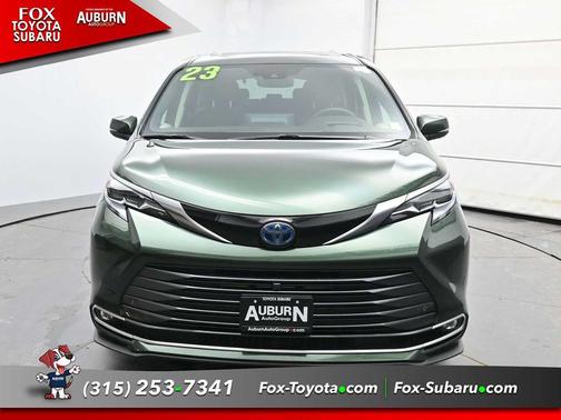 2023 Toyota Sienna Platinum