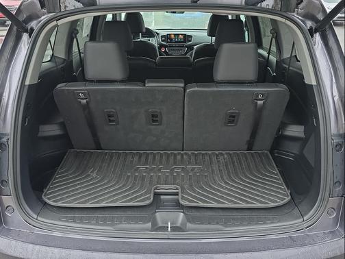 Modern Steel Metallic 2021 Honda Pilot Touring 8-Passenger