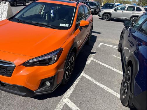 Sunshine Orange 2018 Subaru Crosstrek 2.0i Limited