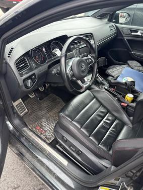 2015 Volkswagen Golf GTI 2.0T Autobahn w/Performance Package 4-Door