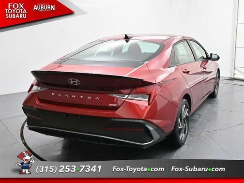 2025 Hyundai ELANTRA HEV SEL Sport