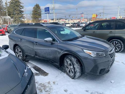 2021 Subaru Outback Touring