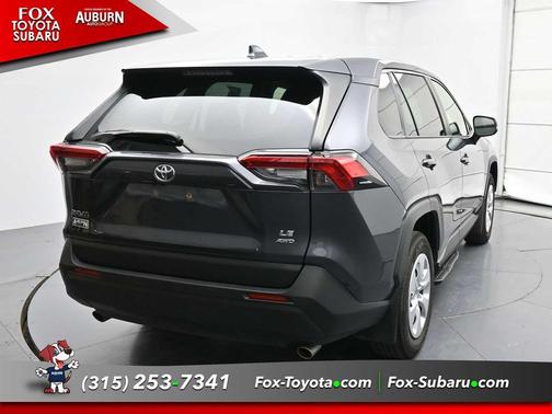 2025 Toyota RAV4 LE