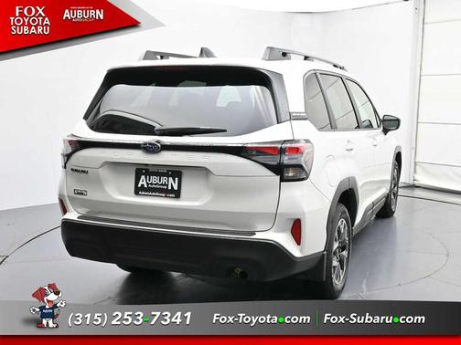 2025 Subaru Forester Premium