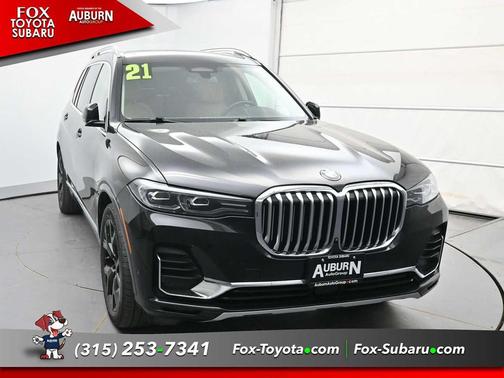 Black Sapphire Metallic 2021 BMW X7 xDrive40i