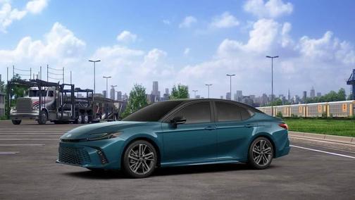 Ocean Gem/Midnight Black Metallic 2026 Toyota Camry XSE