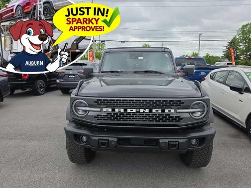 SHADOW BLACK 2022 Ford Bronco Badlands