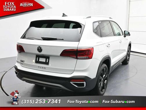 2024 Volkswagen Taos 1.5T SE
