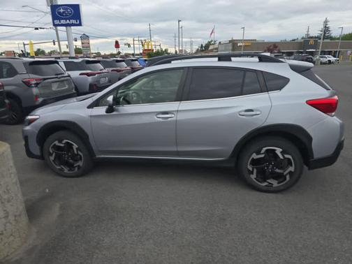 Ice Silver Metallic 2022 Subaru Crosstrek Limited