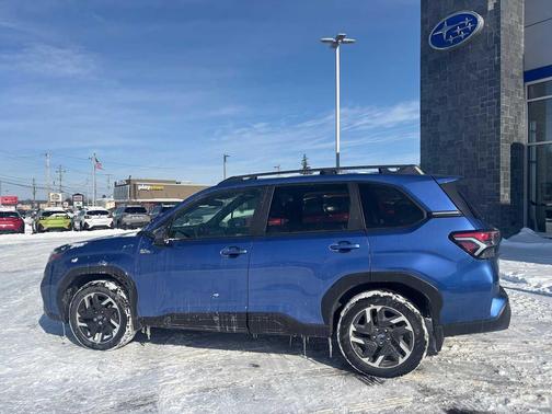 2025 Subaru Forester Hybrid Premium