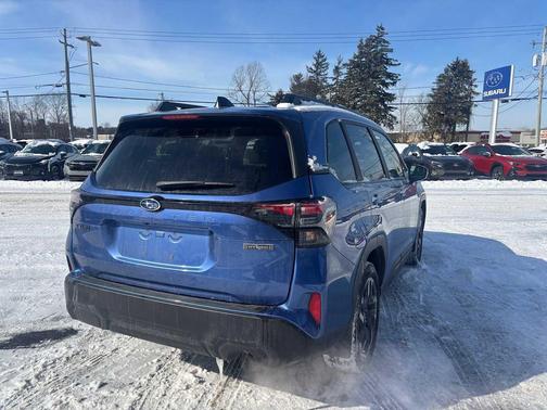 2025 Subaru Forester Hybrid Premium