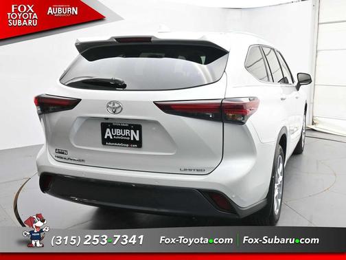 Wind Chill Pearl 2025 Toyota Highlander Limited