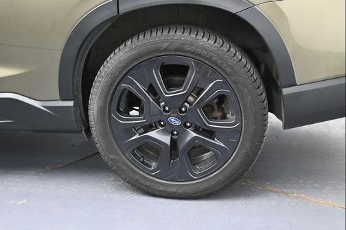Autumn Green Metallic 2023 Subaru Ascent Onyx Edition Limited 7-Passenger