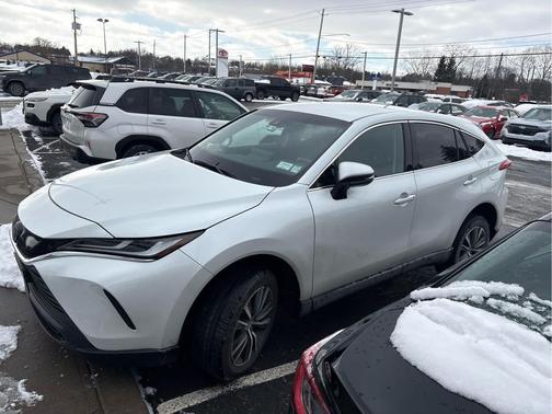 2023 Toyota Venza LE