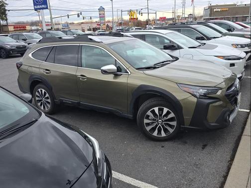 2024 Subaru Outback Touring