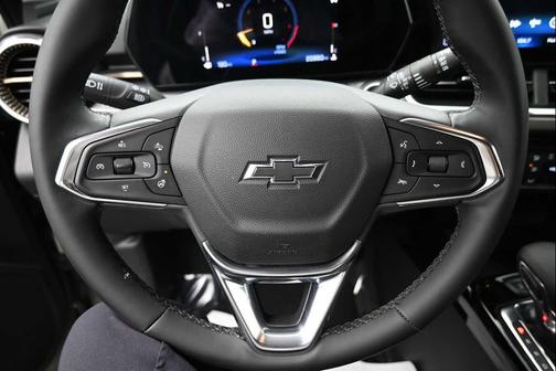 Cacti Green 2025 Chevrolet Trax FWD ACTIV