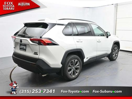 Blizzard Pearl 2022 Toyota RAV4 Hybrid XLE Premium