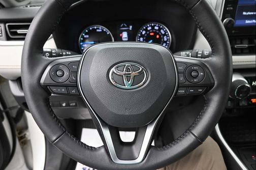 Blizzard Pearl 2022 Toyota RAV4 Hybrid XLE Premium